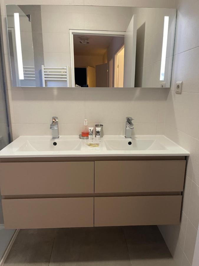Domaine D'Ahmosis, Modern 2 Bedrooms Refurbished Apartment, F3 Moderne Fraichement Renove Le Cannet Exterior foto