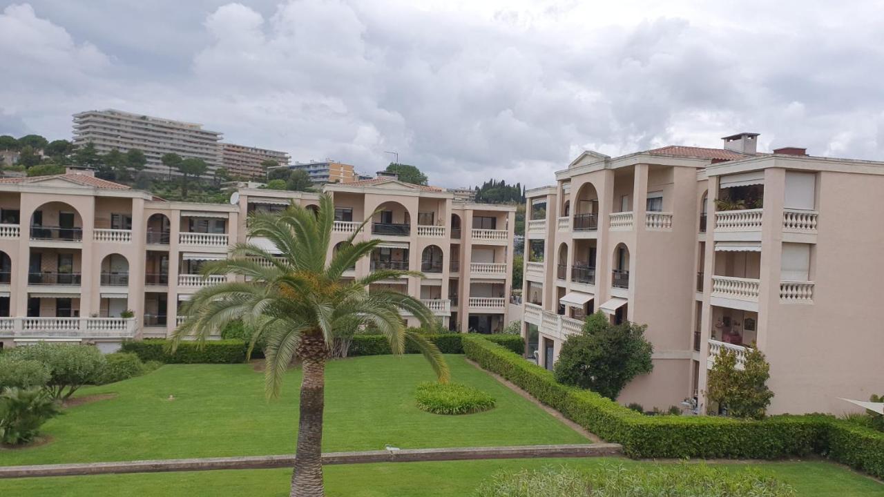 Domaine D'Ahmosis, Modern 2 Bedrooms Refurbished Apartment, F3 Moderne Fraichement Renove Le Cannet Exterior foto